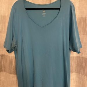 J Jill v neck elbow sleeve tshirt